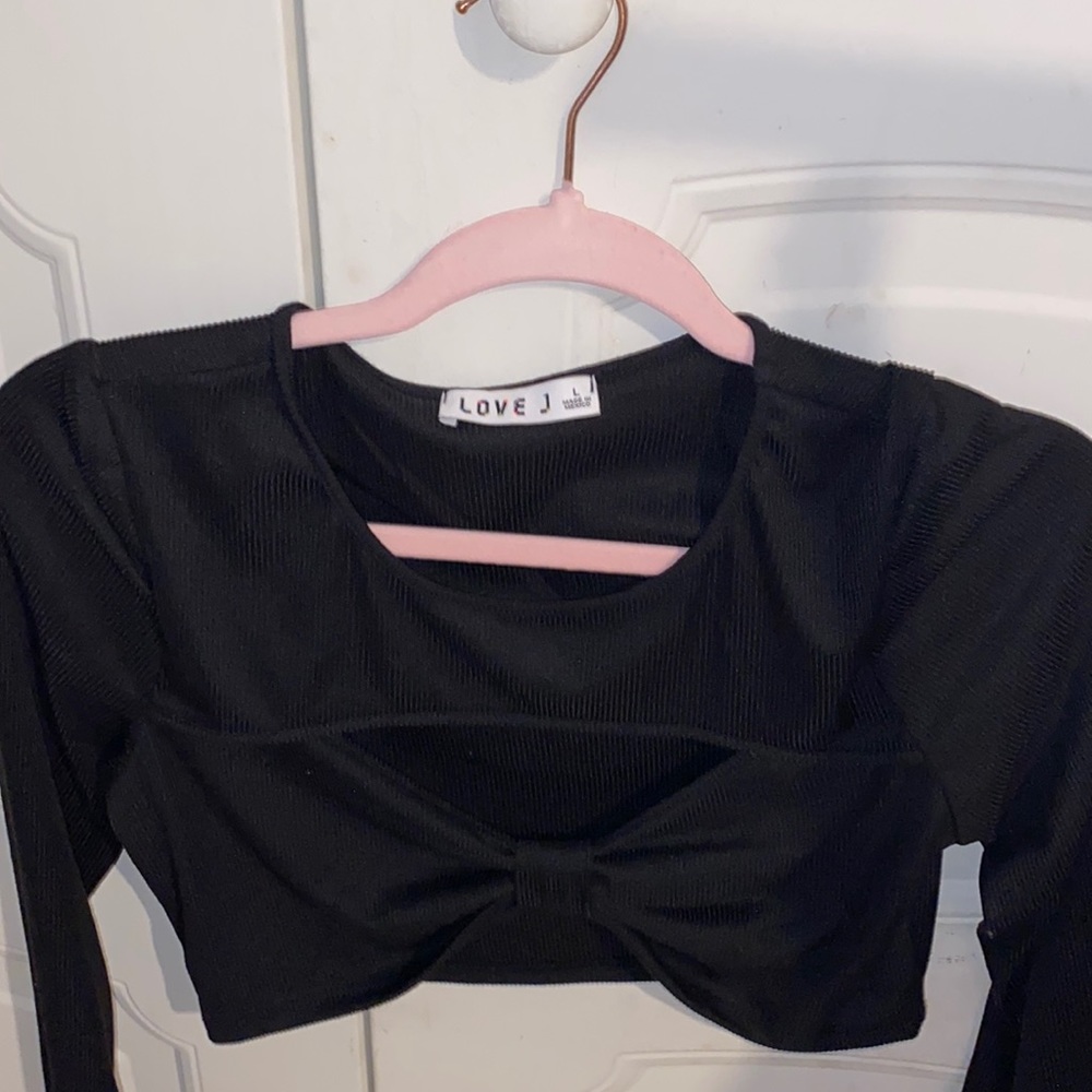 black short top